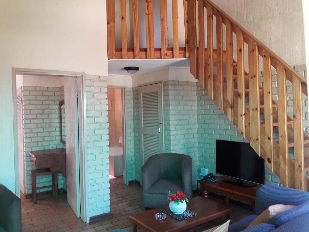 Bakgatla Resort 兰斯堡 外观 照片